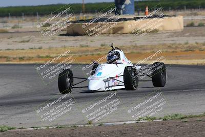 media/Jun-04-2022-CalClub SCCA (Sat) [[1984f7cb40]]/Group 3/Qualifying (Sweeper)/